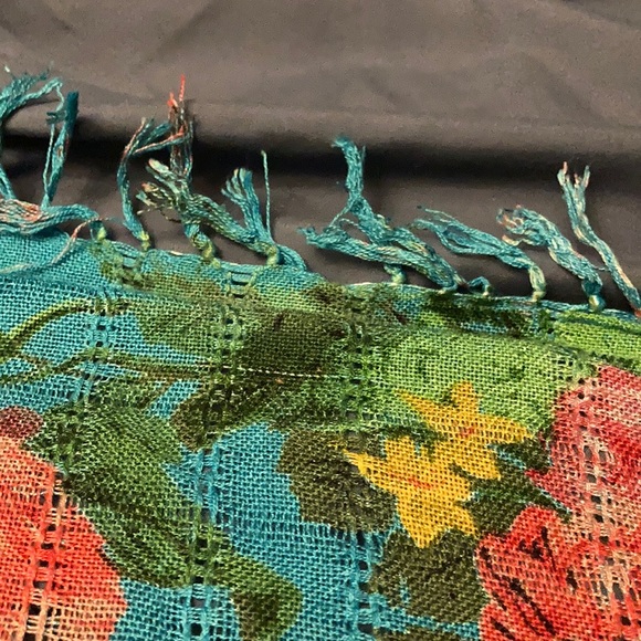 Scarf - Picture 3 of 3